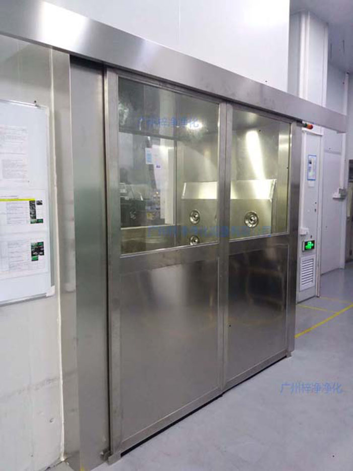 全自動感應(yīng)風淋室在無塵車間的生產(chǎn)環(huán)境中 全自動感應(yīng)風淋室在無塵車間的生產(chǎn)環(huán)境中