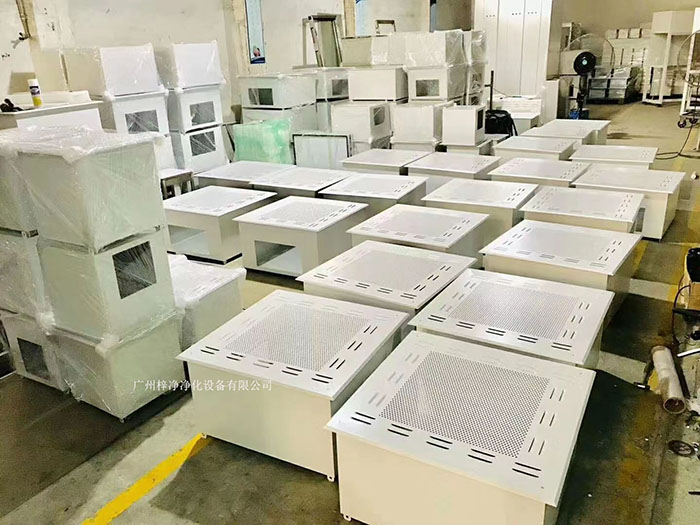 高效送風口通常安裝在潔凈室的天花板或墻壁上，送風面積較大，適用于大面積潔凈室。